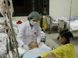 力争80 以上的人民参加卫生医疗保险